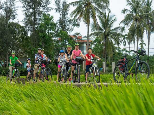 Hanoi Countryside Bicycle Tour Van Huong Tho Ha Village 1 Day